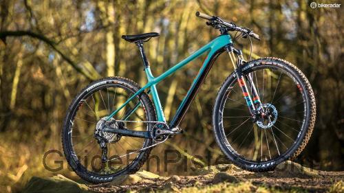 Genesis Mantle 30 fiche technique et avis